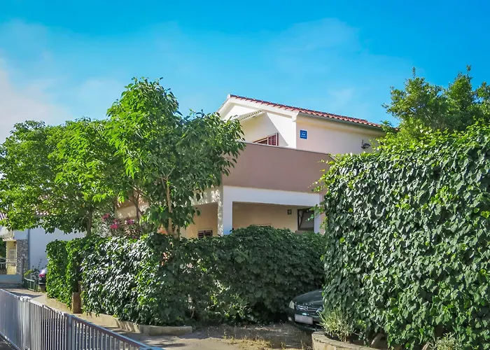 Appartement Jadria Near The