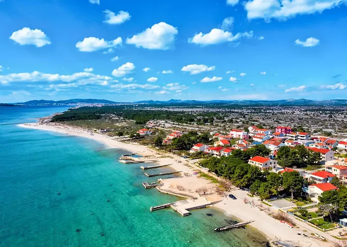 Jadria Near The 希贝尼克